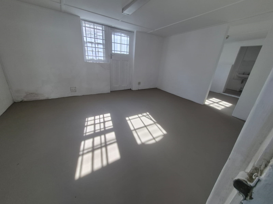 To Let Commercial Property for Rent in Claremont Western Cape